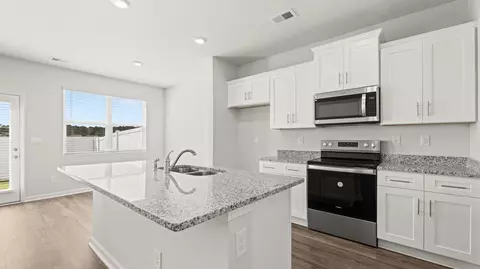 Kitchen - 5191 Montana Loop, North Augusta, SC 29841 photo 2 of 7