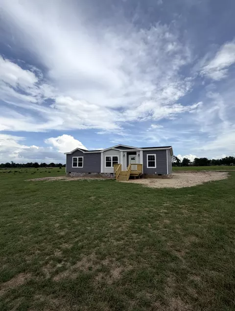 3168 New Holland Rd, Wagener, SC 29164