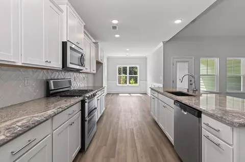 Entry Way - 552 Pherson St, Aiken, SC 29801 photo 6 of 6