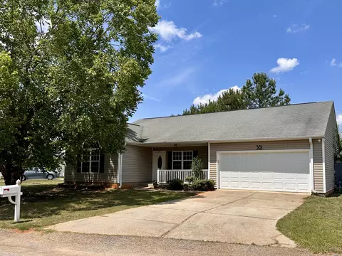 381 Beryl Dr, Aiken, SC 29803