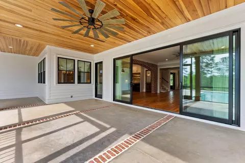 Exterior - 162 Lanham Rd, Edgefield, SC 29824 photo 7 of 17