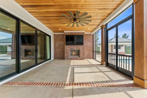 Exterior - 162 Lanham Rd, Edgefield, SC 29824 photo 6 of 17