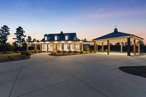 Exterior - 162 Lanham Rd, Edgefield, SC 29824 photo 3 of 17