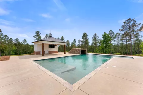 Exterior - 162 Lanham Rd, Edgefield, SC 29824 photo 10 of 17