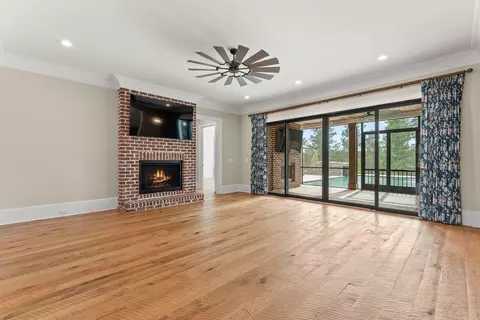 Living - 162 Lanham Rd, Edgefield, SC 29824 photo 1 of 3