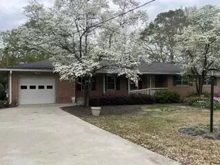 221 Gregg Ave NW, Aiken, SC 29801