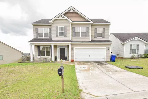 699 Turning Crest Ln, Graniteville, SC 29829