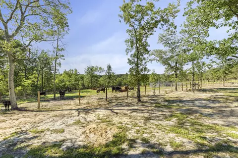 Exterior - 520 E Frontage Rd, Aiken, SC 29805 photo 7 of 8
