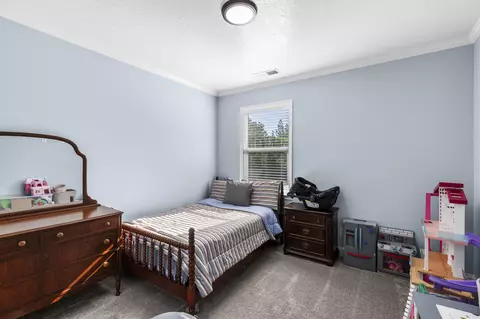 Bedroom - 520 E Frontage Rd, Aiken, SC 29805 photo 1 of 4