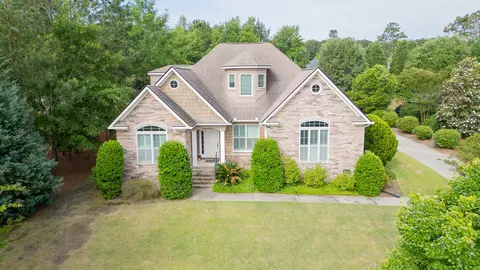 211 Twin Ponds Ln, Aiken, SC 29803