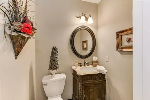 Bath - 801 Deercrest Ln, Evans, GA 30809 photo 1 of 3