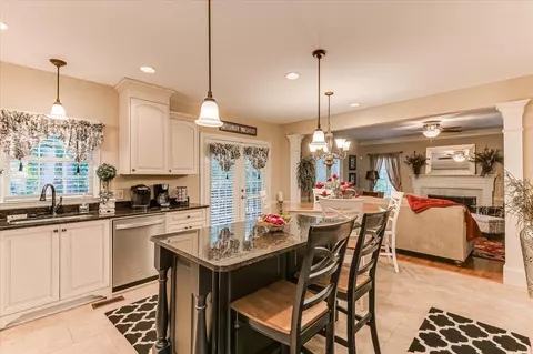 Kitchen - 801 Deercrest Ln, Evans, GA 30809 photo 3 of 4
