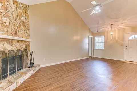 Living - 1863 S Barton Dr S, Augusta, GA 30906 photo 1 of 4