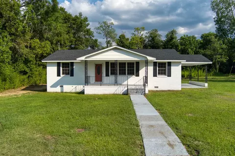 125 Aiken St, Springfield, SC 29146