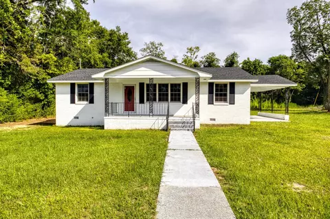 125 Aiken St, Springfield, SC 29146