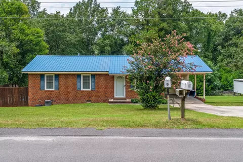 8 Arabian Ct, Warrenville, SC 29851