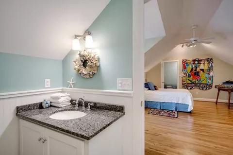 Bath - 165 Double Eagle Ct, Aiken, SC 29803 photo 6 of 6