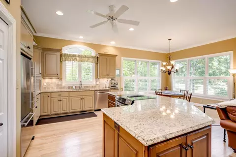 Kitchen - 165 Double Eagle Ct, Aiken, SC 29803 photo 3 of 4
