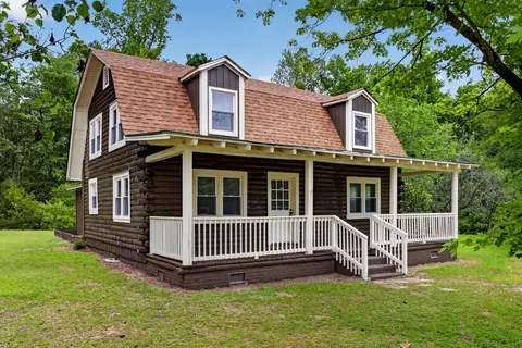 621 Brookwood Cir, Darlington, SC 29532