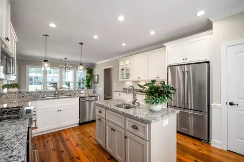 Kitchen - 8285 Covert Dr, Aiken, SC 29803 photo 5 of 8