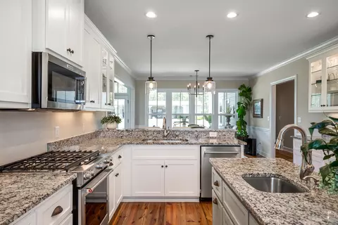 Kitchen - 8285 Covert Dr, Aiken, SC 29803 photo 4 of 8