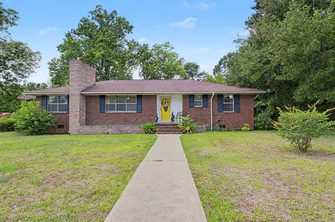 442 Chestnut Ave, Denmark, SC 29042