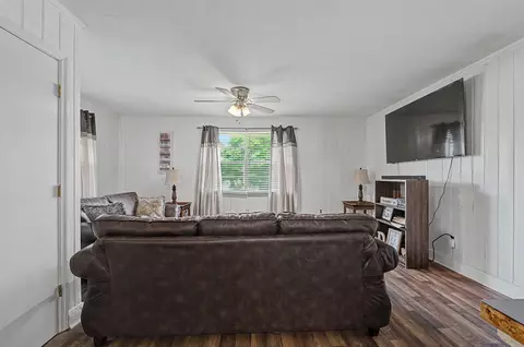 Living - 442 Chestnut Ave, Denmark, SC 29042 photo 3 of 3