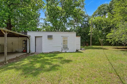 Exterior - 442 Chestnut Ave, Denmark, SC 29042 photo 5 of 5