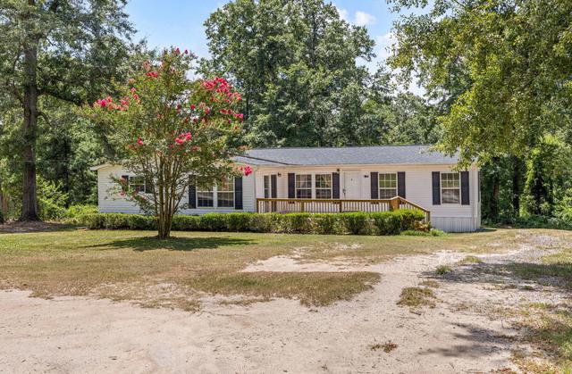 79 Sudlow Lake Rd, Graniteville, SC 29829