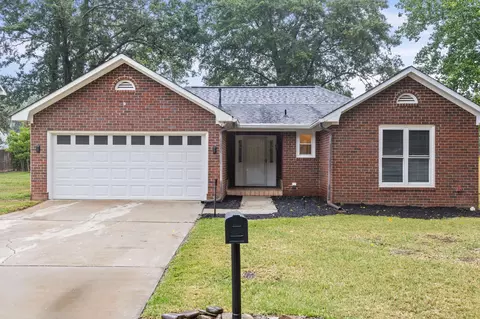 112 Poplar Pl, Aiken, SC 29803