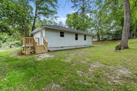 Exterior - 2843 Cornelia Rd, Augusta, GA 30906 photo 6 of 9