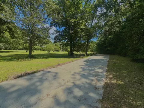 255 Hill And Dell Dr, Warrenville, SC 29851