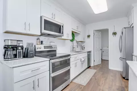 Kitchen - 850 Wimbledon Dr, Augusta, GA 30909 photo 1 of 5
