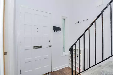 Entry Way - 850 Wimbledon Dr, Augusta, GA 30909 photo 2 of 3