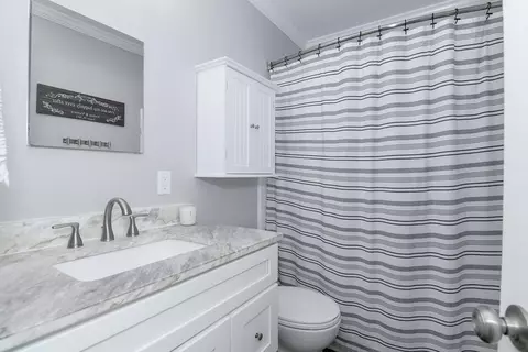 Bath - 850 Wimbledon Dr, Augusta, GA 30909 photo 1 of 2