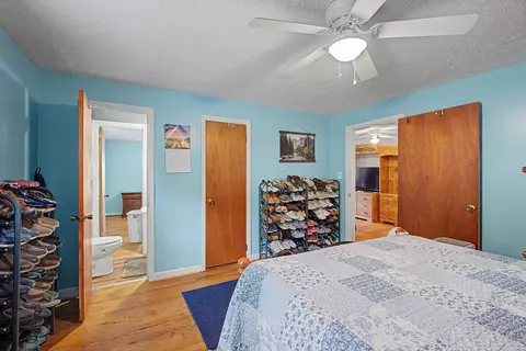 Bedroom - 400 Middleton Dr, Windsor, SC 29856 photo 5 of 5
