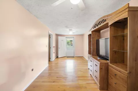 Living - 400 Middleton Dr, Windsor, SC 29856 photo 1 of 3