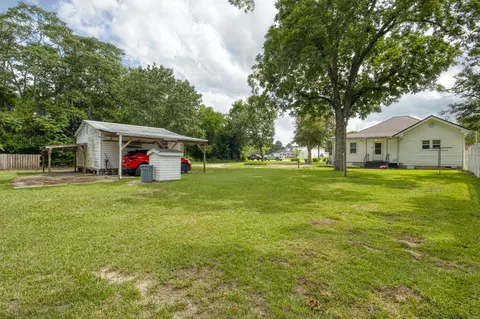 Exterior - 400 Middleton Dr, Windsor, SC 29856 photo 6 of 7