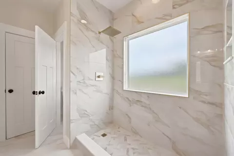 Bath - 3323 Laughlin Loop # B, Aiken, SC 29805 photo 8 of 9