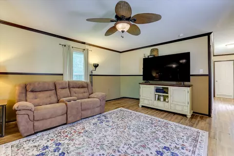 Living - 623 Hendrick Hill Dr, Jackson, SC 29831 photo 1 of 2