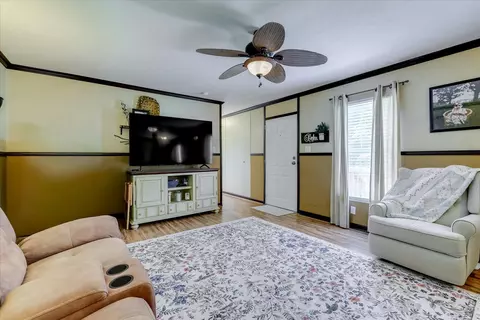 Living - 623 Hendrick Hill Dr, Jackson, SC 29831 photo 2 of 2
