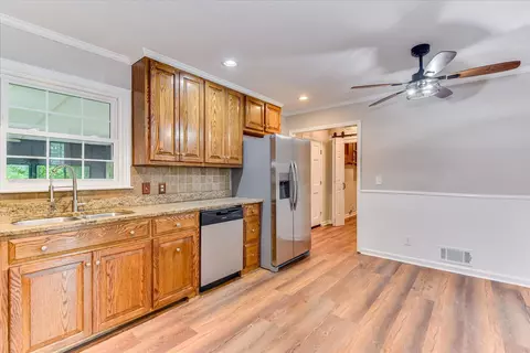Kitchen - 273 Timberwood Dr, Thomson, GA 30824 photo 2 of 2