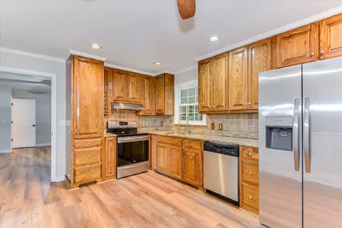 Kitchen - 273 Timberwood Dr, Thomson, GA 30824 photo 1 of 2