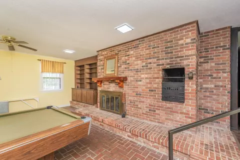 Living - 701 Meyers St, Jackson, SC 29831 photo 7 of 7