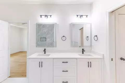 Bath - 3606 Byrd Rd, Augusta, GA 30906 photo 4 of 5