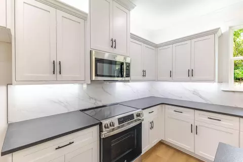 Kitchen - 3606 Byrd Rd, Augusta, GA 30906 photo 4 of 5