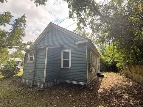 Exterior - 1714 Walker St, Augusta, GA 30904 photo 3 of 3
