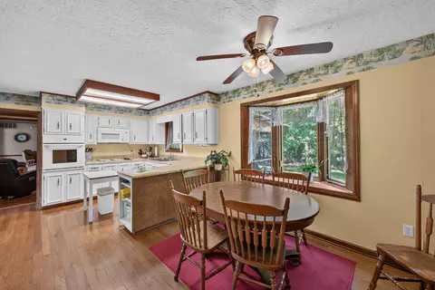 Dining - Undisclosed, Ridge Spring, SC 29129 photo 4 of 5
