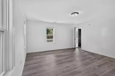 Living - 447 Glover St, Edgefield, SC 29824 photo 8 of 8