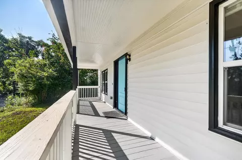 Exterior - 447 Glover St, Edgefield, SC 29824 photo 3 of 8